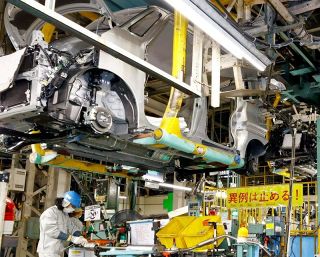 三菱自水島 生産台数３年ぶり減少　２４年度２６万台 軽ＥＶ伸び悩む