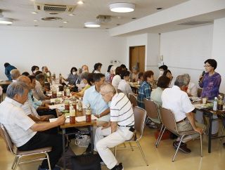 講演や近況報告で交流　井笠地区ちまた友の会が例会