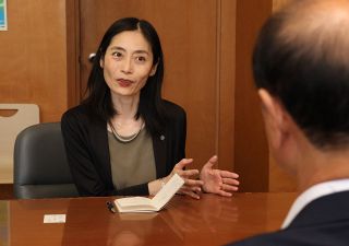 ＵＮＨＣＲの柏駐日代表 難民への継続支援呼びかけ　岡山市長を訪問
