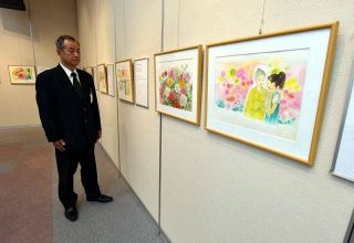 絵本まほうのばら 挿絵原画見て　世界バラ会議合わせ福山で展示会