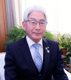 新春首長インタビュー・加藤泰久里庄町長　大型ハード事業山積