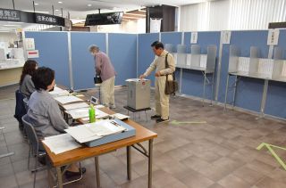 備前市議選、期日前投票始まる　市役所など市内４カ所
