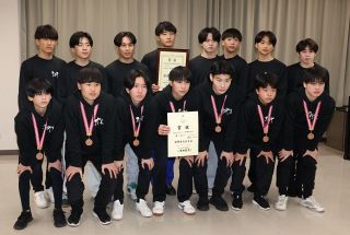 全国大会３位を市長に報告　新体操の井原高、井原ジュニア