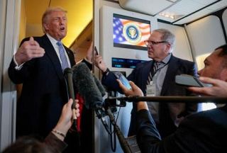 対中で異例言及、歴代政策逸脱か　米大統領、武器売却「交渉材料」