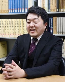 中傷対策で表現の自由守る、ＳＮＳ企業へのガバナンス鍵に　慶応大准教授の水谷瑛嗣郎さん【憲法インタビュー】