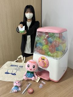 今季で終了のシーガルズ戦盛り上げ　赤磐市、ホーム開幕戦にガチャ設置