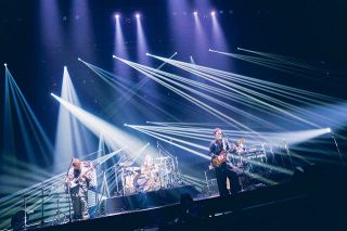 THE ALFEE、国内バンドで史上初通算ライブ3000本の快挙達成 72歳の誕生