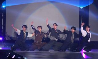 UNISON SQUARE GARDEN・ドラムの鈴木貴雄が7月の幕張メッセ公演