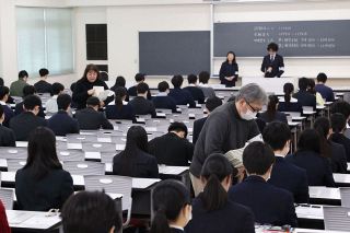 大学入学共通テスト始まる　岡山、広島２６大学で約２万人が挑む