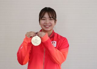 東京デフリンピック・バド混合団体金メダルの片山インタビュー「４年後は個人でも『金』を」