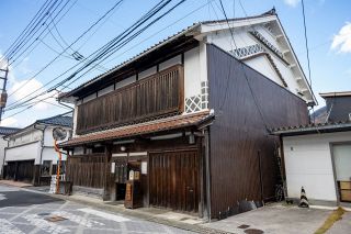 旧太池呉服店（新見）を選ぶ　登録有形文化財、審議会答申