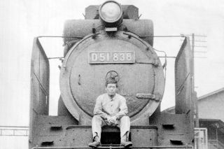 鉄道員人生は新見機関区から　鳴川忠男・備中川面駅名誉駅長