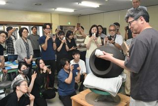 須恵器の甕 製作技法探る　瀬戸内・寒風で考古学者、陶芸家が意見交換