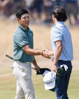 中島７０、通算３オーバー　全英オープンゴルフ第２日