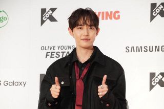サザンオールスターズ、ライブ映像作品の先着特典に“感謝”バッジ 桑田