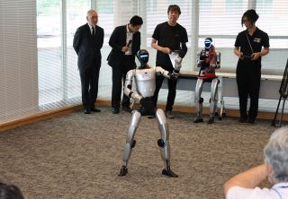 人型ロボットが「代官ばやし踊り」　倉敷天領夏祭りで披露へ ＭＡＳＣ