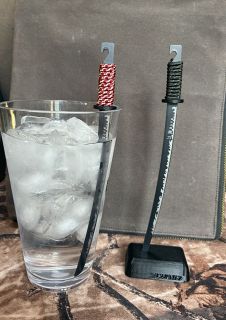 備前長船の日本刀模したマドラー発売　赤磐市のフジノハガネ