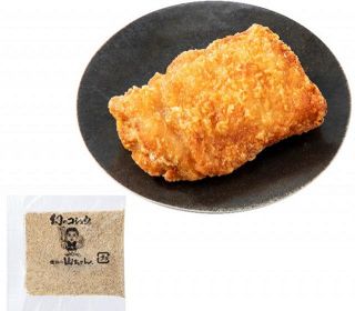 ファミマカラーのバウムクーヘン風ラグ誕生、「ミヨシラグ」とのコラボ