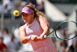 １９歳アンドレエワが決勝へ　全仏テニス第１２日