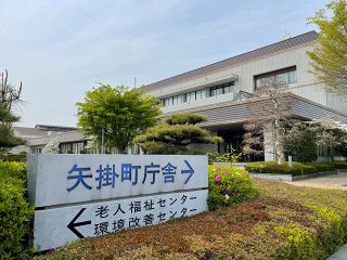 矢掛町 スズメバチ駆除を一部補助　民家や集会所 業者への費用の半額