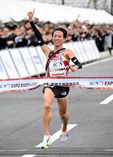 エキスポ駅伝、トヨタが完全優勝　１区から首位を譲らず