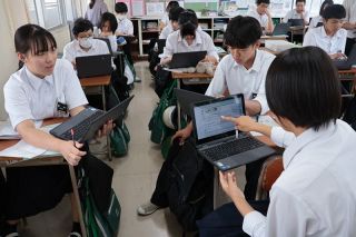 【教育はいま】　広がるデジタル教科書　動画や音声再生で多様な学びに