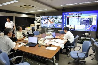 岡山、倉敷市など各市に避難指示　施設営業取りやめ 交通機関影響も