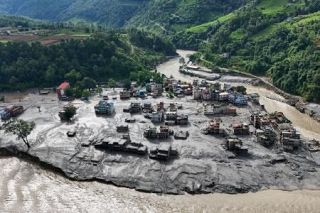 土石流、温暖化や大地震影響か　氷河融解で災害リスク増
