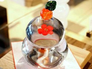 実は「ガラスの街」富山、薬瓶製造の歴史から　隈研吾デザインの美術館、工房、学校で国内外にＰＲ