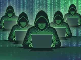 政府ネットに不正アクセス　２４万件超漏えいか