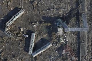 「死ぬってこういうことか」地震で止まった電車、残った運転士が目撃したのは…３Ｄで惨状を再現　津波にほんろうされる車両「くの字に曲がるなんて」
