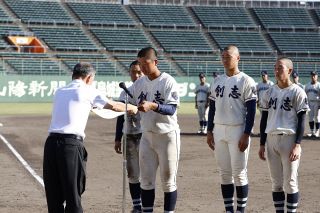 創志かみ合った打線 ＤＨ制効果てきめん　秋の岡山県高校野球振り返って　