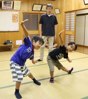 瀬戸内「唐子踊」初奉納頑張るぞ　新しい踊り手に小竹、塚本さん
