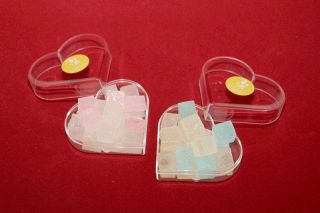 ジン 日本酒で風味付けした琥珀糖　文近堂新商品 お酒好きな人にＰＲ