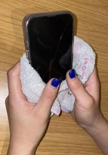 「なんでびちょびちょなの？」あふれる汗、どうしたらばれずに隠し通せるのか　１０人に１人が悩む多汗症、原因不明だが治療や対策グッズも