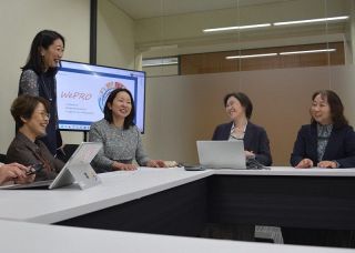 【岡山「２．０」人口減少の先に】第５部 ダイバーシティー（２）女性の結束　職場変え、地域も変える