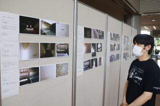 豊かな感性光る作品ずらり 奈義中１年生撮影　文化センターで写真展、９月１３日まで
