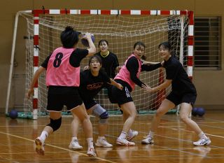 女子デレフォーレ初出場 男子ＨＣ岡山３年連続 ハンドボール日本選手権17日広島で開幕