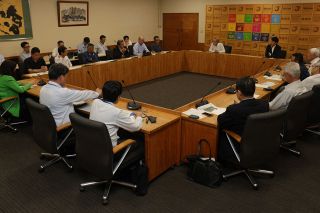地場林業 需要落ち込む　真庭・未来戦略会議 事業者ら苦境説明