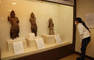 仏の守護神「天部」にスポット　井原市文化財センターで企画展