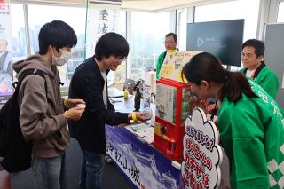 藩政改革遂げた方谷の功績知って　弟子が創設の二松学舎大学園祭でＰＲブース　高梁、新見の顕彰グループ
