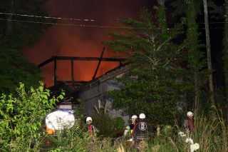 岡山県美咲町で民家燃える　けが人なし