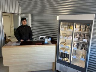 名刀味噌本舗が工場隣に店舗新設　冷蔵設備増強で生産性アップ
