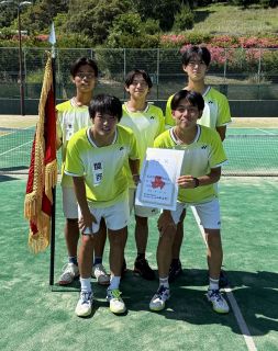 【岡山県高校総体から】関西４０度目Ｖ　テニス男子団体
