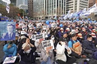 日本の輸出規制、「ノージャパン」運動につながった韓国の元徴用工訴訟は今　日本は韓国が肩代わりの「解決策」を歓迎、原告は「心のこもった謝罪がほしい」