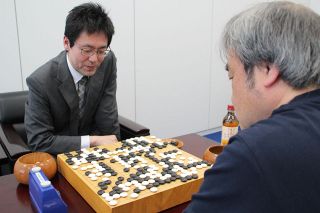 県アマ囲碁最強者戦 小野さん５度目Ｖ　江尻さん及ばず