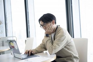 佐藤満春“新刊”『今日も、喫茶店より』好調なスタート　“お膝元”の書店では「初回入荷店頭分は完売」