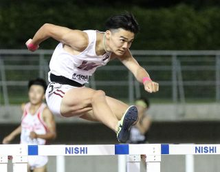 成年男子４００ｍ障害、酒井（早大）が制す 陸上国スポ岡山県代表最終選考会