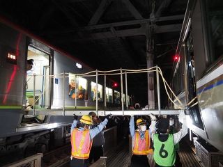 瀬戸大橋上の列車事故想定し訓練　ＪＲ四国と西日本、連携を確認