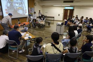 「家族の命守る」救急処置学ぶ　福山、親子イベント 消防や病院で